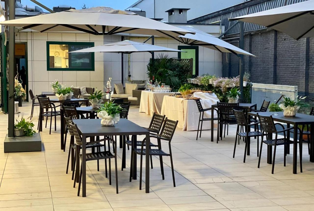 Hotel Parisi Nichelino Extérieur photo