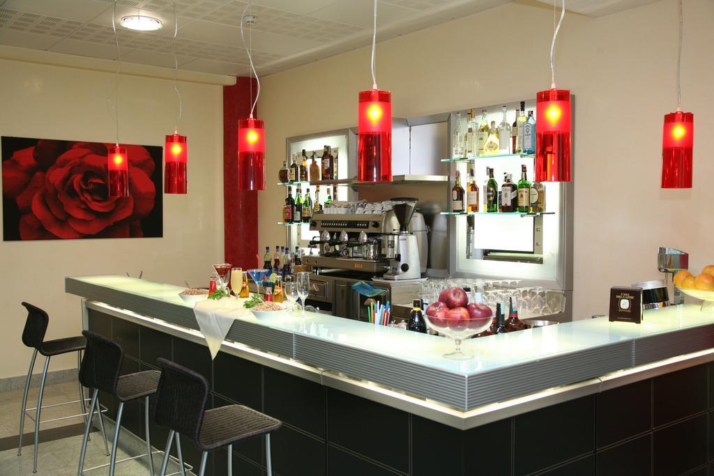 Hotel Parisi Nichelino Extérieur photo
