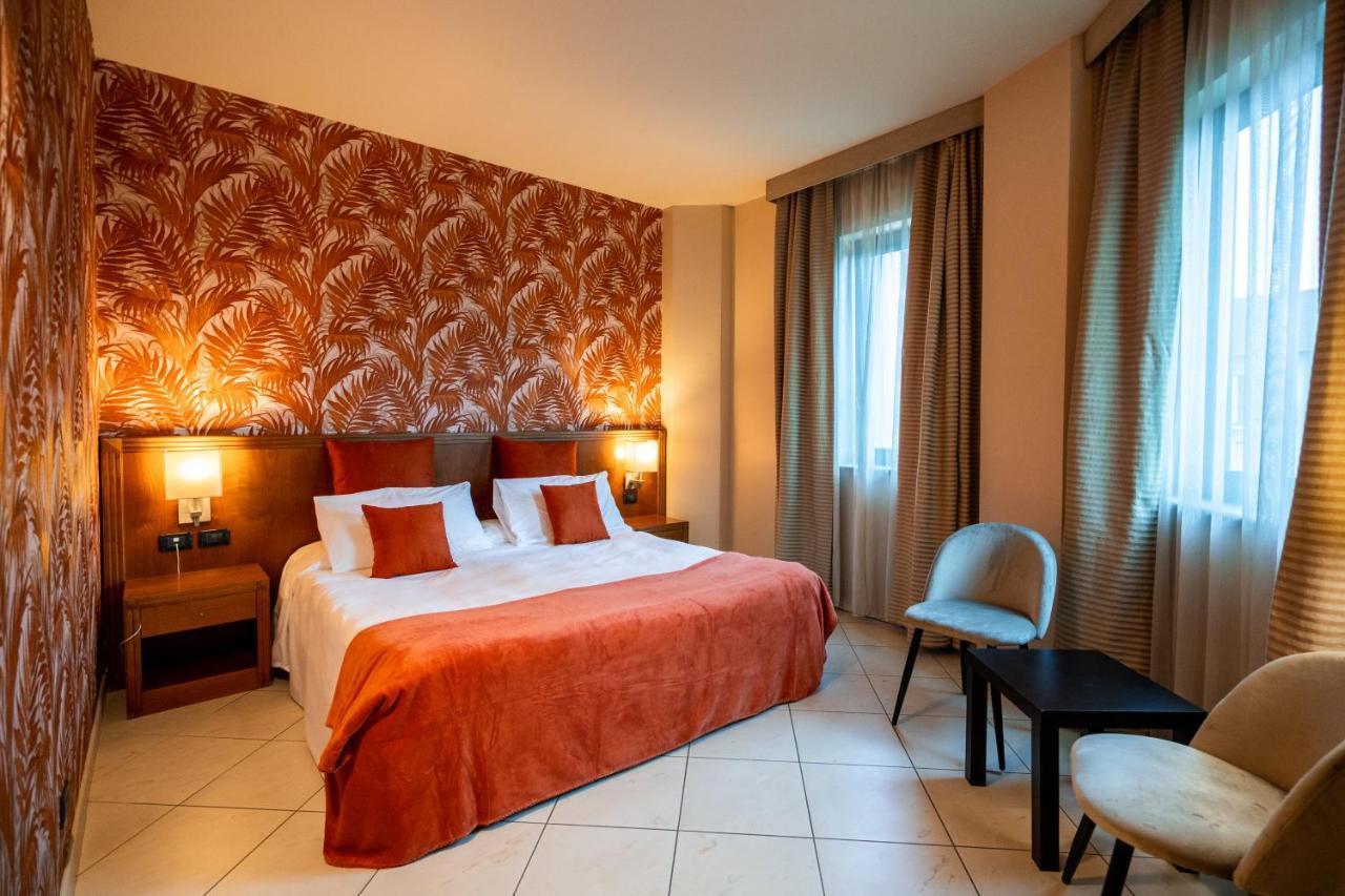 Hotel Parisi Nichelino Extérieur photo