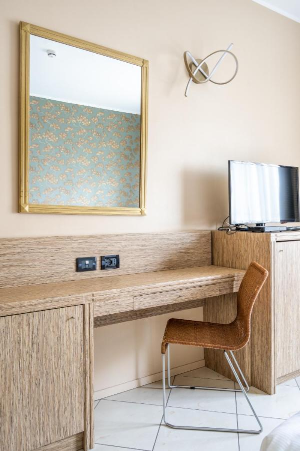 Hotel Parisi Nichelino Extérieur photo