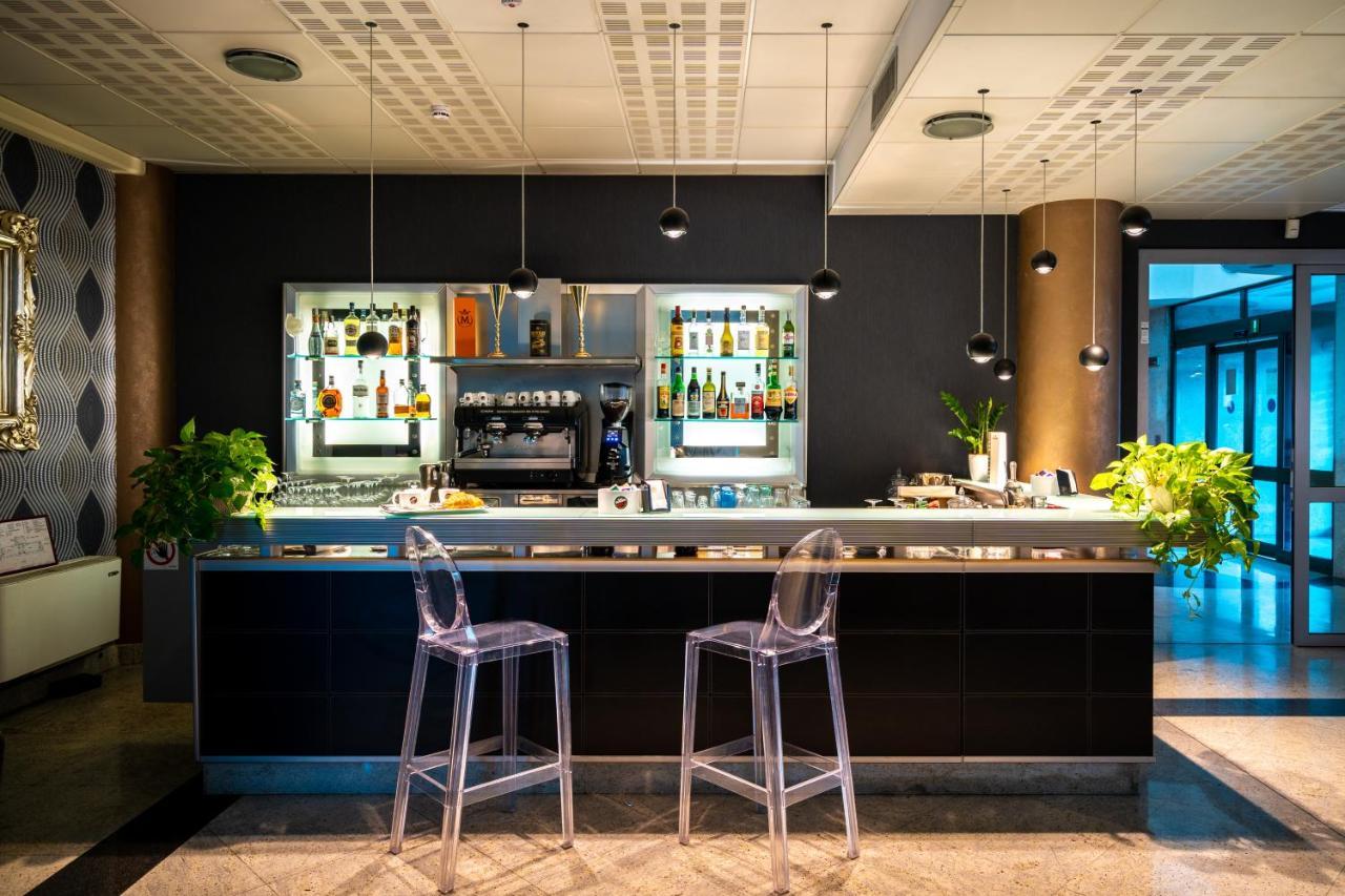 Hotel Parisi Nichelino Extérieur photo